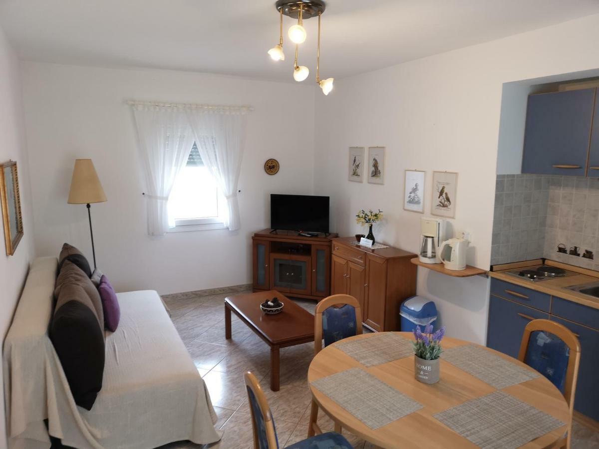 Susanna Apartments ケラモティ エクステリア 写真